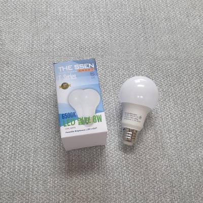 LED 전구 LED 램프 벌브 8W / 주광색 전구색 주백색 A60 E26